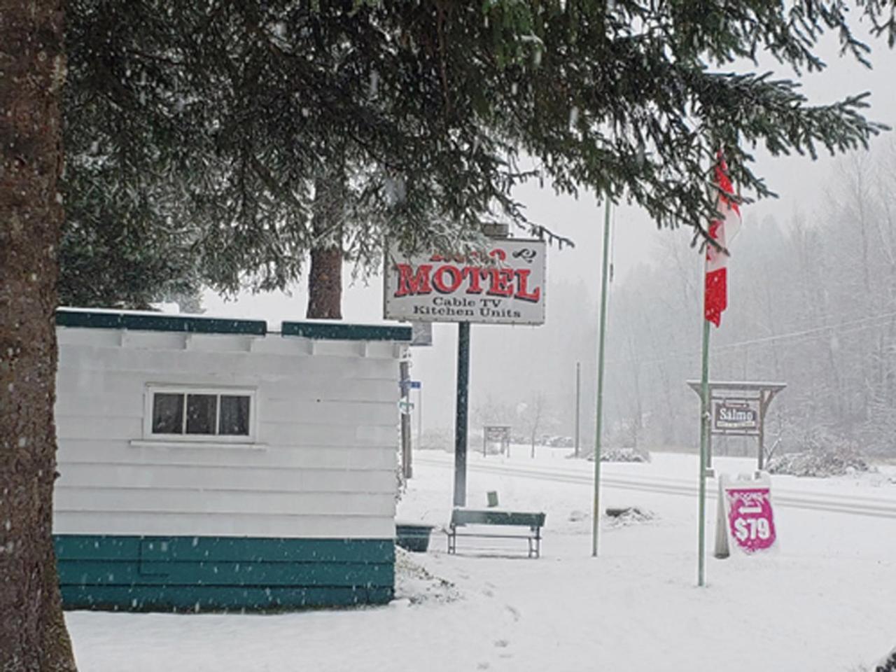 Salmo Reno Motel מראה חיצוני תמונה