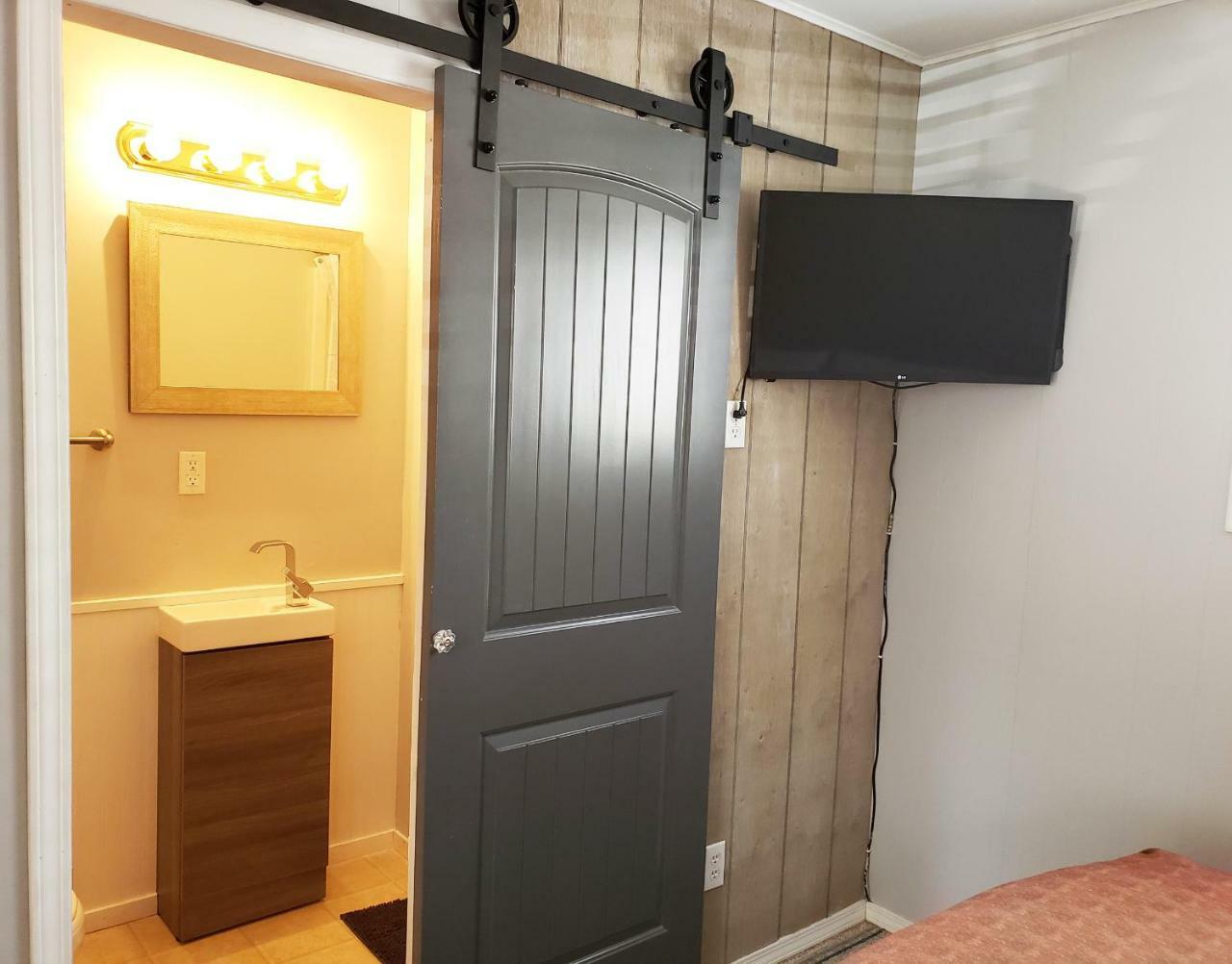 Salmo Reno Motel מראה חיצוני תמונה